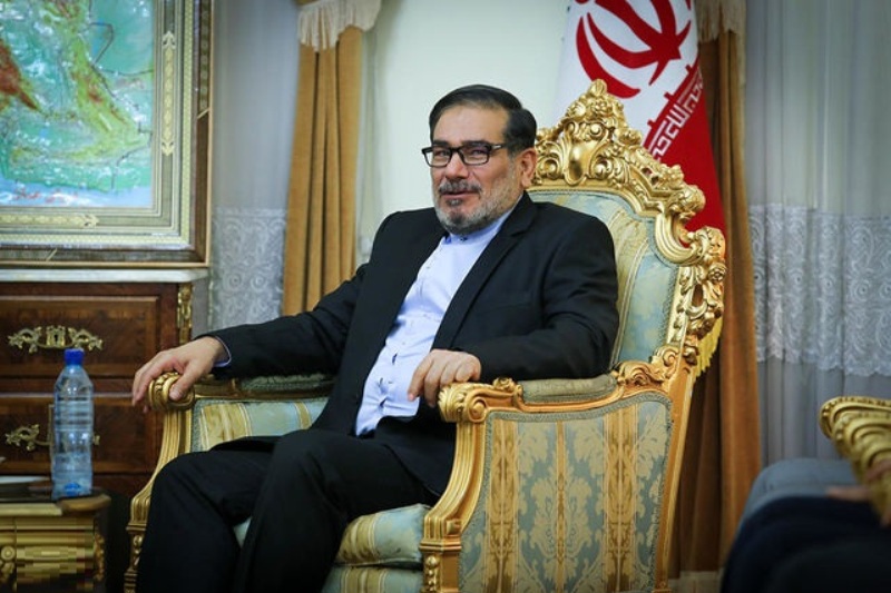 شمخاني يقدّم التهاني بمناسبة بداية السنة الميلادية الجديدة شمخاني يقدّم التهاني بمناسبة بداية السنة الميلادية الجديدة