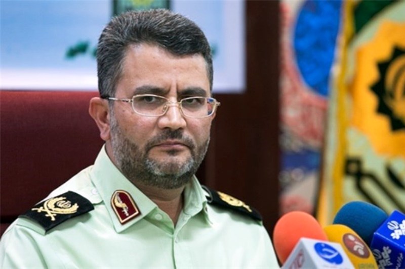 Iran police arrests 678 smugglers at airports Iran police arrests 678 smugglers at airports