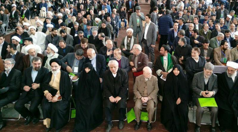 چنددستگي در اصولگرايان يك سال مانده به انتخابات مجلس چنددستگي در اصولگرايان يك سال مانده به انتخابات مجلس