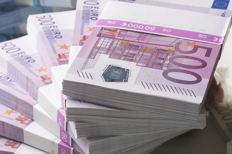 اسكناس 500 یورویی جمع آوری می شود اسكناس 500 یورویی جمع آوری می شود
