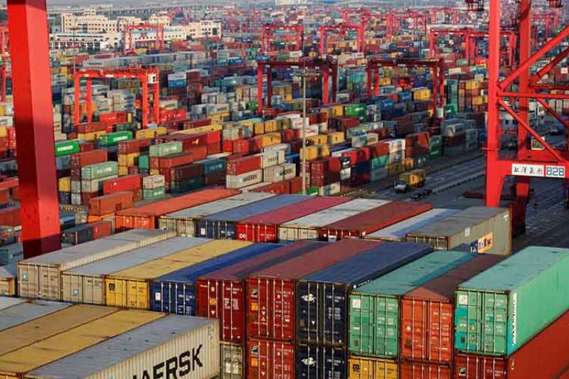 مسؤول : ايران تجري مفاوضات مع 3 دول مجاورة في مجال التجارة التفضيلية مسؤول : ايران تجري مفاوضات مع 3 دول مجاورة في مجال التجارة التفضيلية