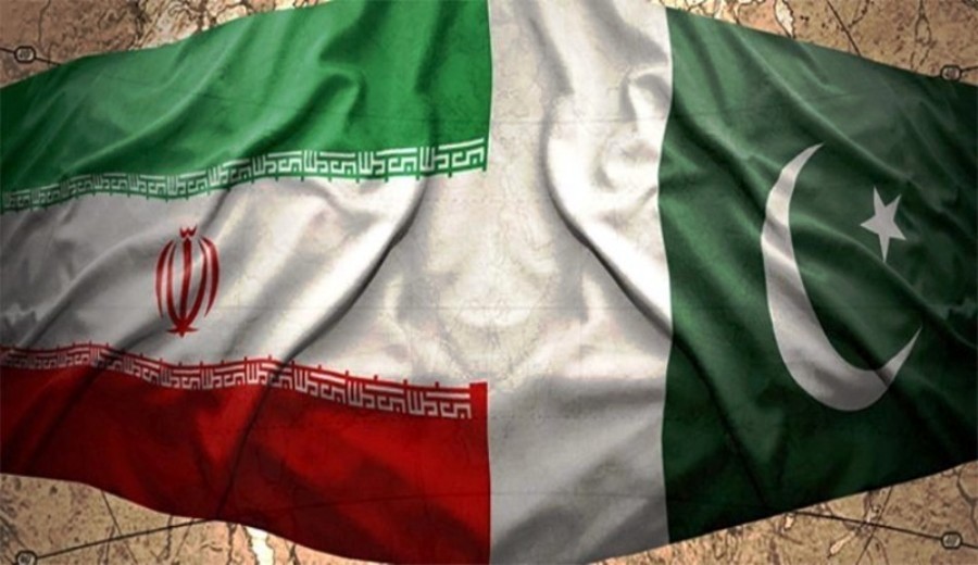 Pakistani daily stresses setting up stronger ties with Iran Pakistani daily stresses setting up stronger ties with Iran
