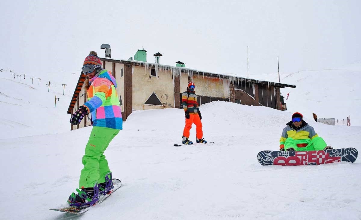 Pures Ski-Vergnügen in der Nähe von Teheran Pures Ski-Vergnügen in der Nähe von Teheran