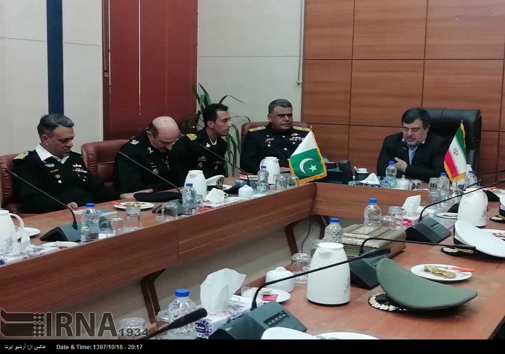 ایران کے ساتھ مل کر بحر ہند کی سلامتی کو یقینی بنائیں گے: پاکستانی کمانڈر ایران کے ساتھ مل کر بحر ہند کی سلامتی کو یقینی بنائیں گے: پاکستانی کمانڈر