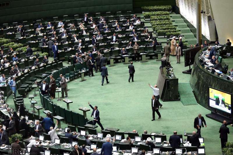 Iran Majlis bans advertising foreign products Iran Majlis bans advertising foreign products