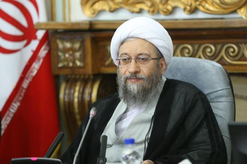 آملی لاریجانی: العدو یرمی الي بث روح الیأس لدي أبناء الشعب آملی لاریجانی: العدو یرمی الي بث روح الیأس لدي أبناء الشعب