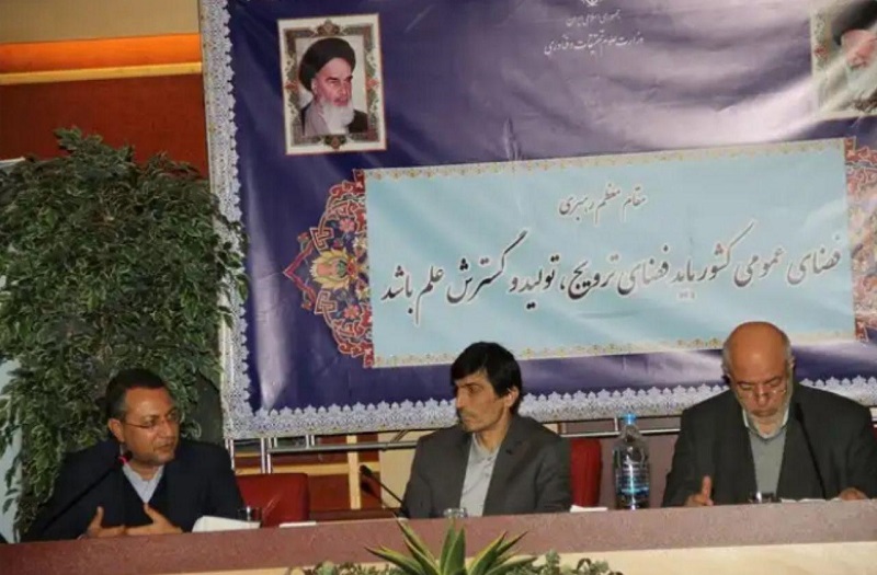 مسؤول جامعي يؤكد ضرورة تحلية المياه في سواحل الخليج الفارسي وبحر عمان مسؤول جامعي يؤكد ضرورة تحلية المياه في سواحل الخليج الفارسي وبحر عمان