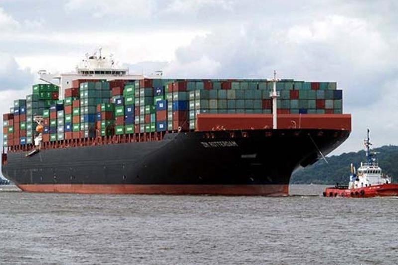 Iranian ships allowed to commute in much high seas: Official Iranian ships allowed to commute in much high seas: Official