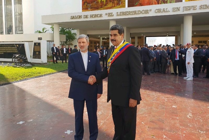 وزير الدفاع الايراني شارك في مراسم اداء الرئيس الفنزويلي اليمين الدستورية وزير الدفاع الايراني شارك في مراسم اداء الرئيس الفنزويلي اليمين الدستورية