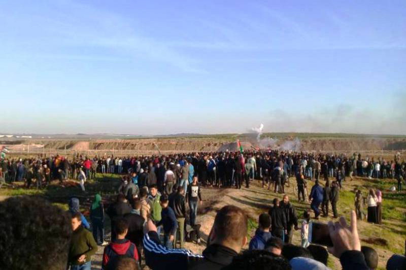 Palestinian woman killed, 25 injured in Gaza protests Palestinian woman killed, 25 injured in Gaza protests