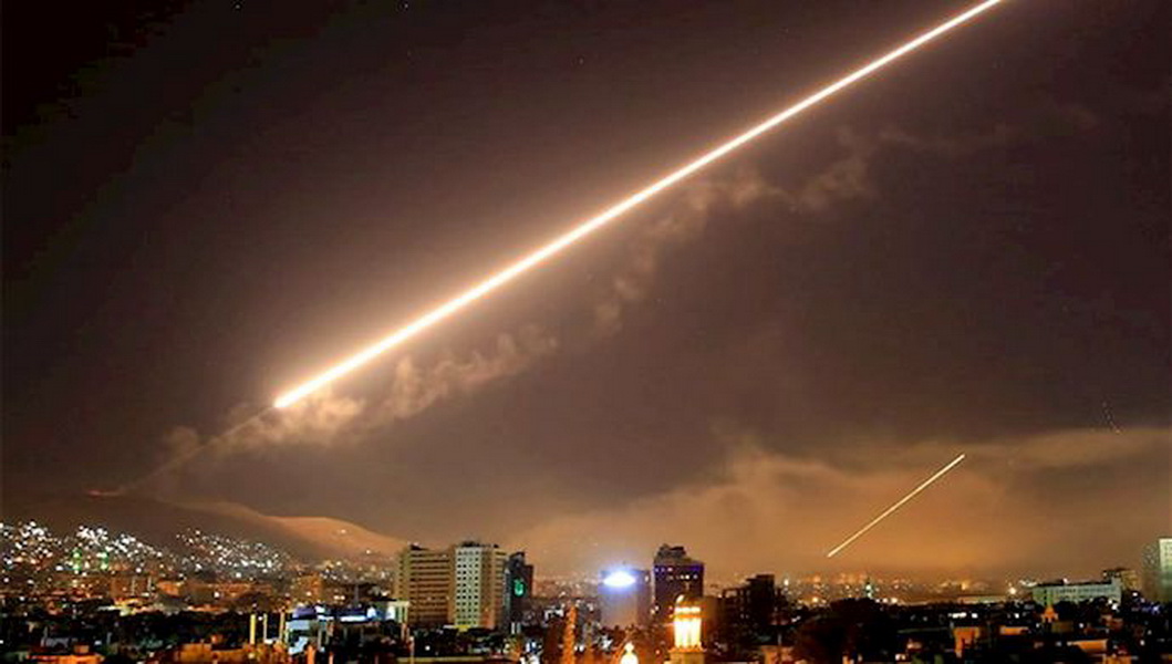 Israeli jetfighters target Damascus airport Israeli jetfighters target Damascus airport