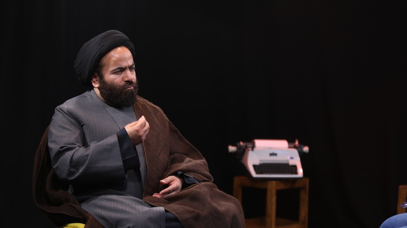 خلع لباس دائمی روحانی مشهور خلع لباس دائمی روحانی مشهور