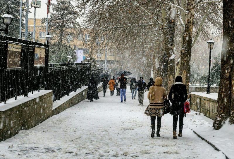 برف و باران همدان را فرا مي گيرد