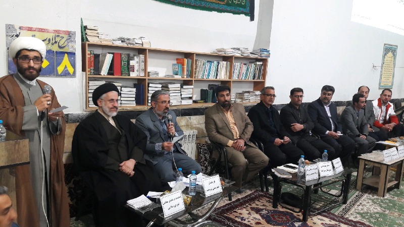 ميز خدمت در محله كارگران شهر بيرجند برپا شد ميز خدمت در محله كارگران شهر بيرجند برپا شد