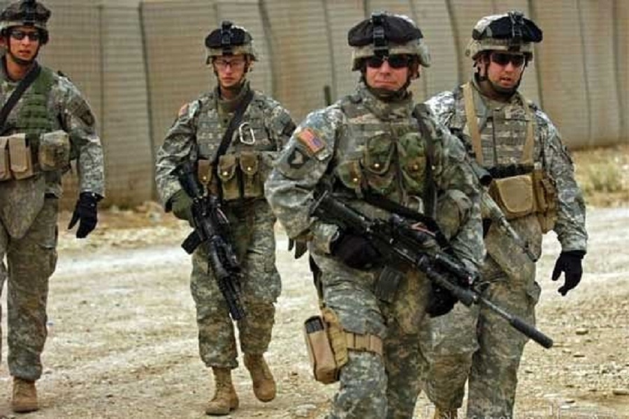 فرمانده غرب الانبار: آمريكاييها به نفع داعش جاسوسي مي كنند