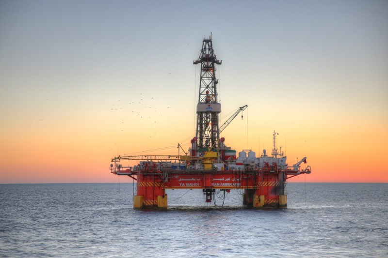 Iran not to wait for foreigners to expand Caspian oil industry Iran not to wait for foreigners to expand Caspian oil industry