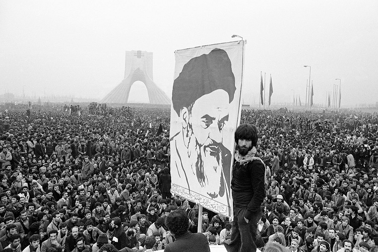 Der robuste Baum der Islamischen Revolution im Iran: 40 Jahre Widerstand und Unbesiegbarkeit Der robuste Baum der Islamischen Revolution im Iran: 40 Jahre Widerstand und Unbesiegbarkeit