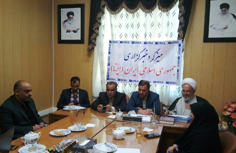وضعيت امكانات فرهنگي جوانان مهريز در ميزگرد ايرنا بررسي شد وضعيت امكانات فرهنگي جوانان مهريز در ميزگرد ايرنا بررسي شد