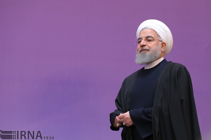 الرئيس روحاني يزور معرض مهن ووظائف المستقبل الرئيس روحاني يزور معرض مهن ووظائف المستقبل