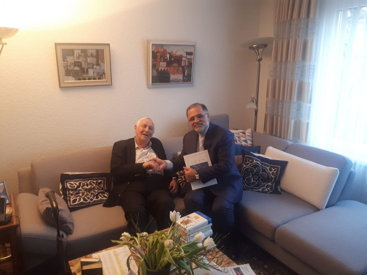 Ambassador honors Bern University professor’s studies on Iran Ambassador honors Bern University professor’s studies on Iran
