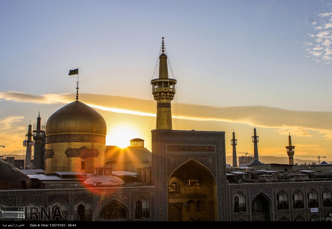 سالانہ سات لاکھ پاکستانی ایران کا سفر کرتے ہیں سالانہ سات لاکھ پاکستانی ایران کا سفر کرتے ہیں