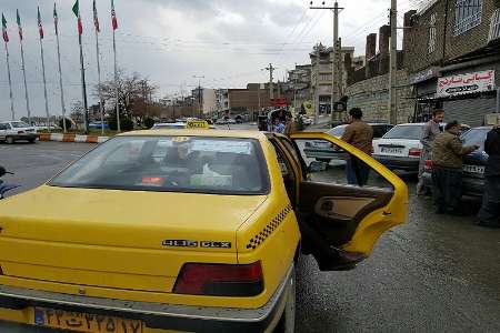 راننده امانتدار سردشتی طلای گمشده را به صاحبش تحویل داد