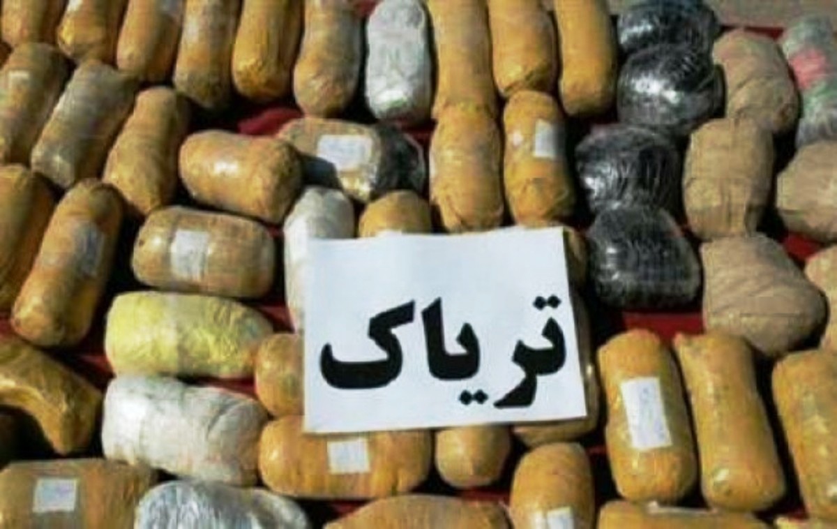 ضبط اكثر من طنين من المخدرات في محافظة هرمزكان خلال 48 ساعة ضبط اكثر من طنين من المخدرات في محافظة هرمزكان خلال 48 ساعة