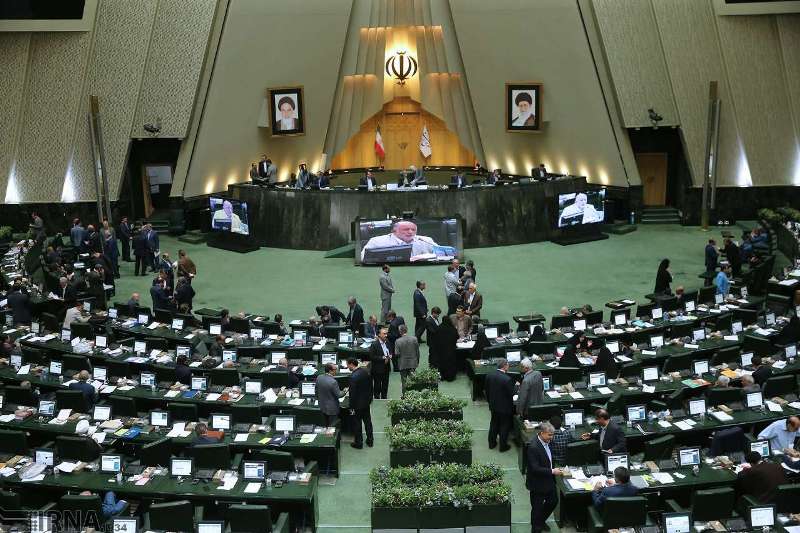 البرلمان يوافق بشكل عاجل علي لائحة إقامة منطقة تجارة حرة بين إيران وأوراسيا البرلمان يوافق بشكل عاجل علي لائحة إقامة منطقة تجارة حرة بين إيران وأوراسيا