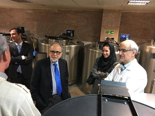 ایران مستعدة لإطلاق بنوك دم للحبل السرّی فی دول الجوار ایران مستعدة لإطلاق بنوك دم للحبل السرّی فی دول الجوار