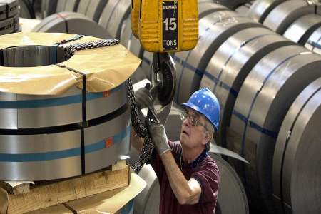 ترامپ: تعرفه ها صنعت فولاد آمریكا را نجات داده است