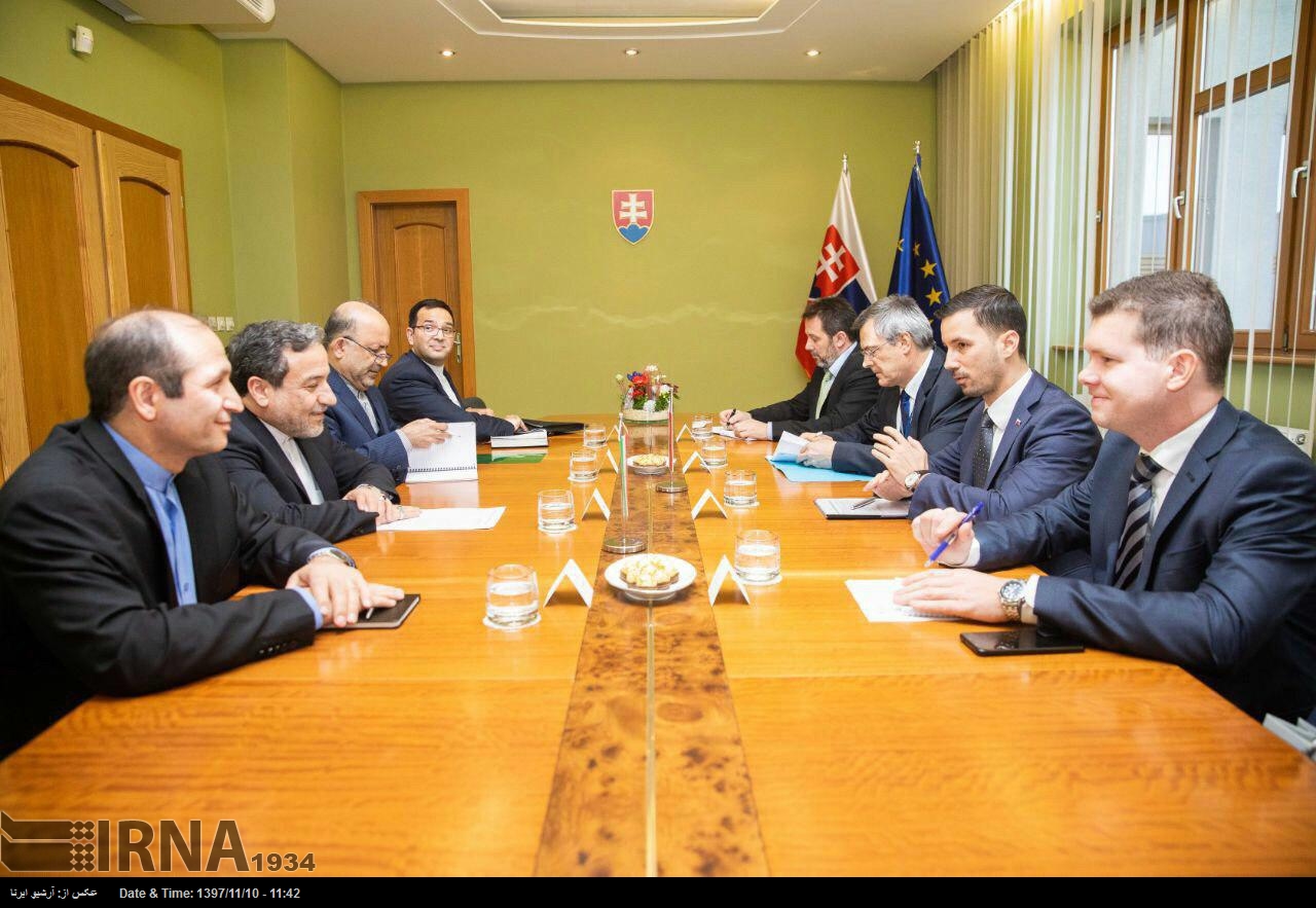 ایران اور سلوواکیا کا یورپ کے مالیاتی نظام پر تبادلہ خیال ایران اور سلوواکیا کا یورپ کے مالیاتی نظام پر تبادلہ خیال