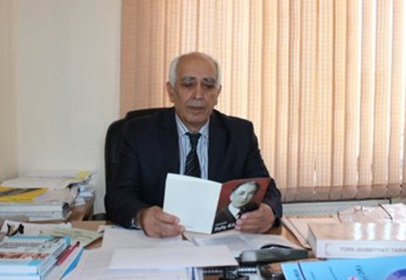 Islamic Revolution saved Iran from dependence: Azeri analyst Islamic Revolution saved Iran from dependence: Azeri analyst