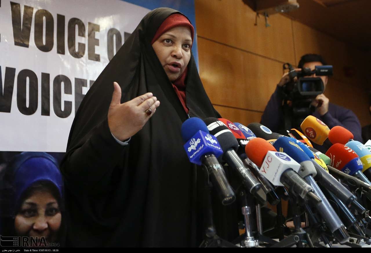 Marzieh Hashemi: USA zielen auf Muslime und Schwarze Marzieh Hashemi: USA zielen auf Muslime und Schwarze