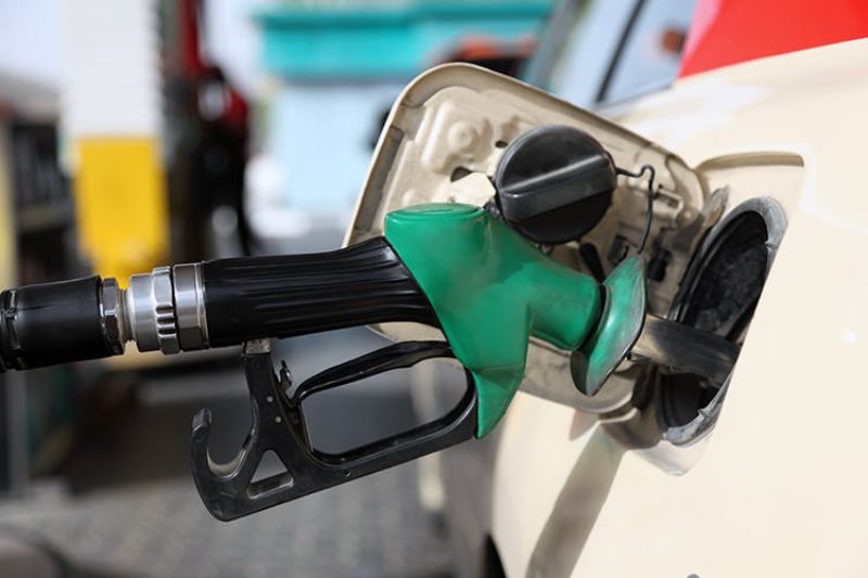 ركورد تولید بنزین در ایران شكسته شد