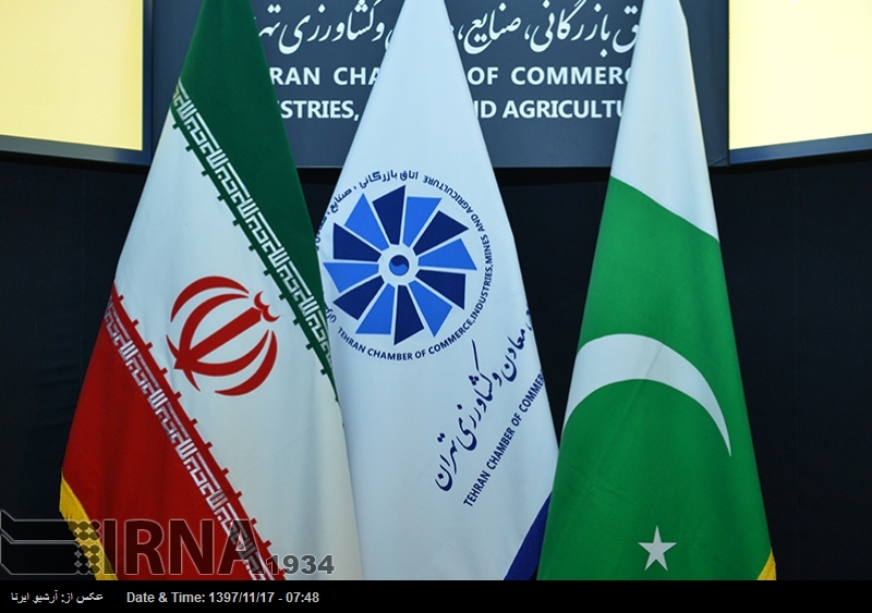 پاکستان کا ایرانی تاجروں کیلئے 6 ماہ کے ویزے کا اعلان پاکستان کا ایرانی تاجروں کیلئے 6 ماہ کے ویزے کا اعلان