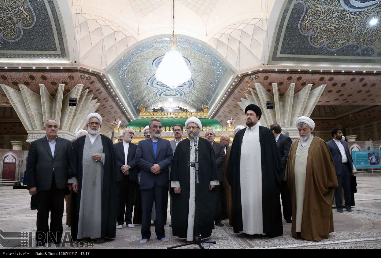 Chef des Justizsystems Irans im Imam Khomeini-Mausoleum Chef des Justizsystems Irans im Imam Khomeini-Mausoleum