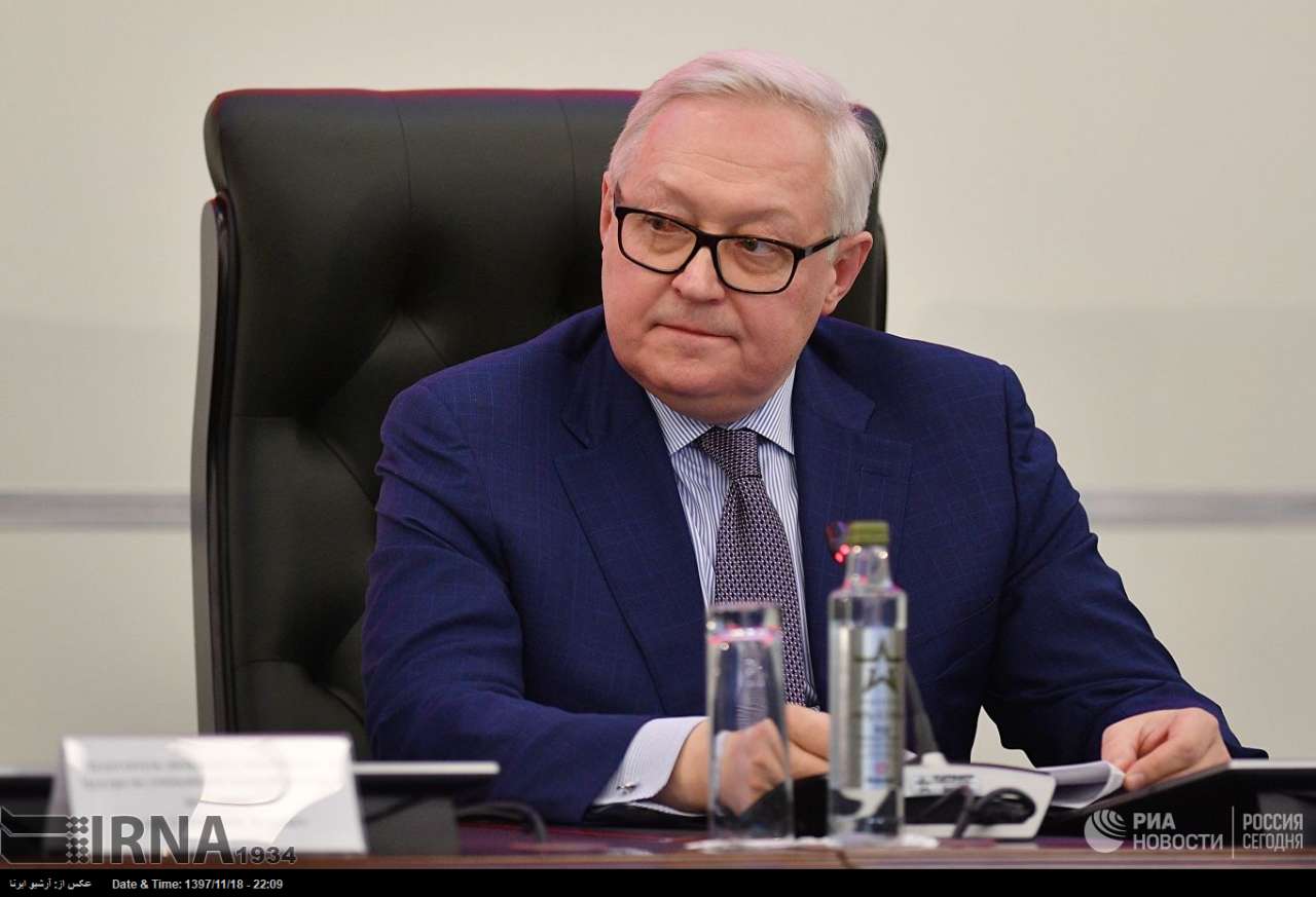Москва и Тегеран намерены улучшать защиту от санкций США, заявил Рябков Москва и Тегеран намерены улучшать защиту от санкций США, заявил Рябков