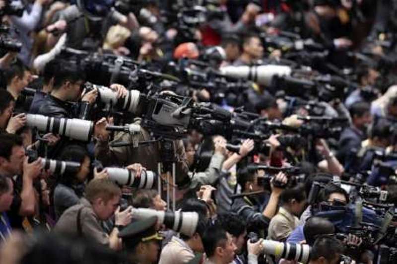 300 ausländische Journalisten berichten über Kundgebungen 300 ausländische Journalisten berichten über Kundgebungen