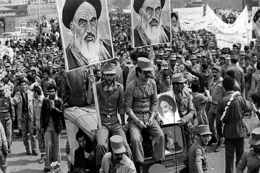 Islamic Revolution causes all-out development of Iran: Iraqi researcher Islamic Revolution causes all-out development of Iran: Iraqi researcher