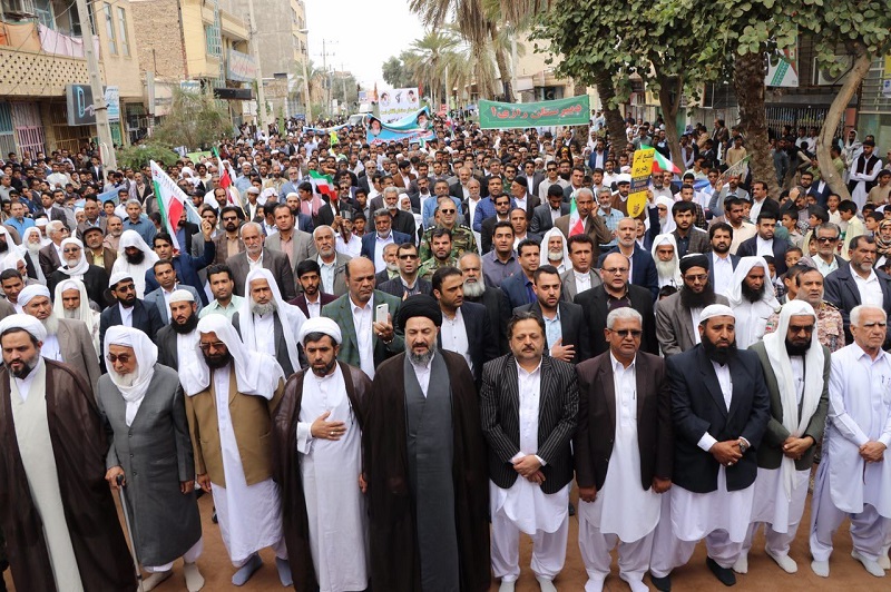 شیعه و سنی ایرانشهر اقتدارشان را در راهپیمایی 22 بهمن به نمایش گذاشتند