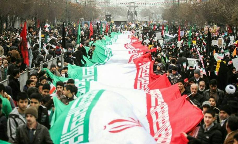 حضور چهره های شاخص سیاسی در صفوف راهپیمایی یوم الله 22 بهمن حضور چهره های شاخص سیاسی در صفوف راهپیمایی یوم الله 22 بهمن