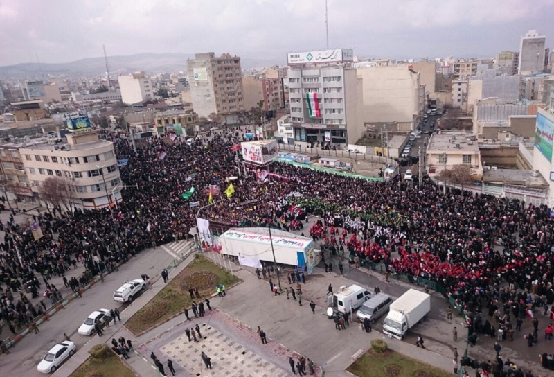 فریاد مرگ بر آمریكا در آسمان كرمانشاه طنین انداز شد