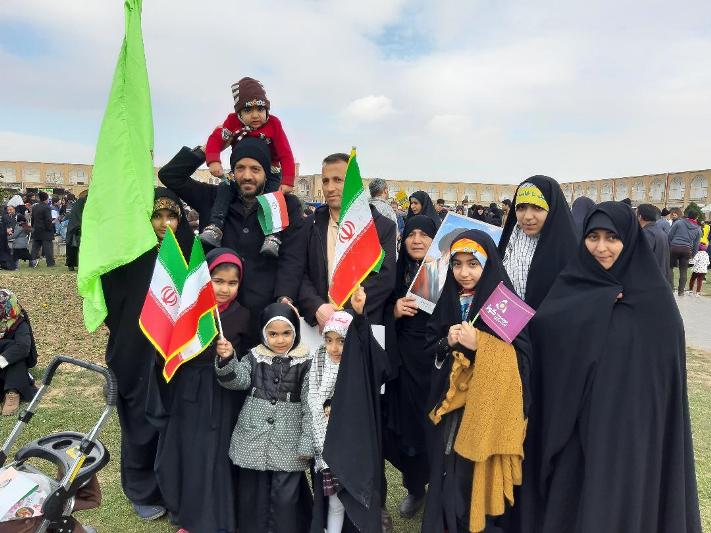 مشاركت اصفهاني ها در جشن چهل سالگي انقلاب بي نظير بود مشاركت اصفهاني ها در جشن چهل سالگي انقلاب بي نظير بود