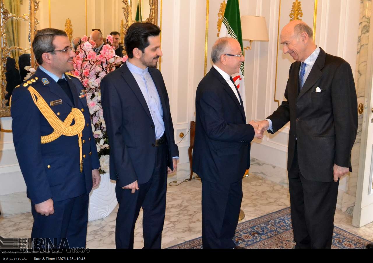 Irans Revolutionsfeier in verschiedenen Ländern der Welt Irans Revolutionsfeier in verschiedenen Ländern der Welt