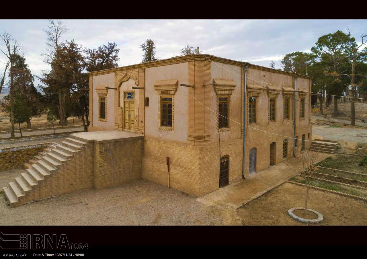 Das Haus und der historische Garten von Neshat Das Haus und der historische Garten von Neshat