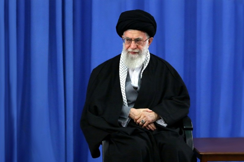 Irans Oberster Führer fordert Jugendliche auf, in die Zukunft zu blicken Irans Oberster Führer fordert Jugendliche auf, in die Zukunft zu blicken