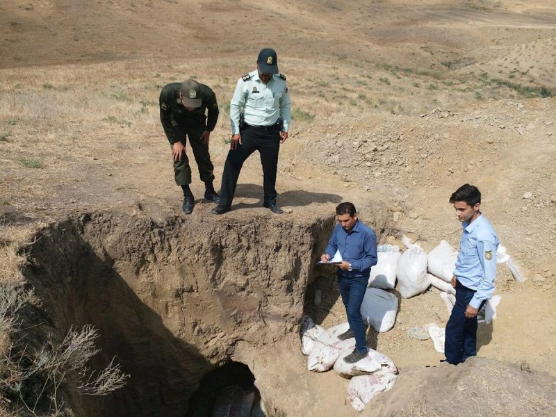 حفاران غیر مجاز در بخش باجگیران شهرستان قوچان دستگیر شدند حفاران غیر مجاز در بخش باجگیران شهرستان قوچان دستگیر شدند