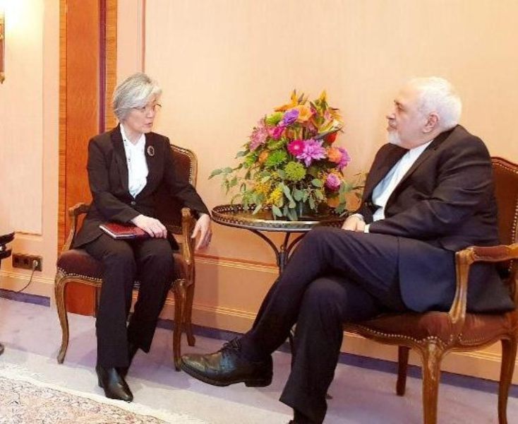 Iranian, S. Korean FMs talk on issues of mutual interest Iranian, S. Korean FMs talk on issues of mutual interest