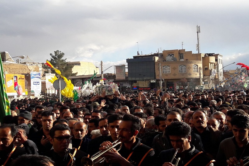 پيكر 2 شهيد مدافع حريم امنيت در آران و بيدگل تشييع شد