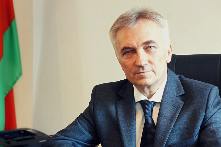 Belarusian ambassador calls for football cooperation with Iran Belarusian ambassador calls for football cooperation with Iran